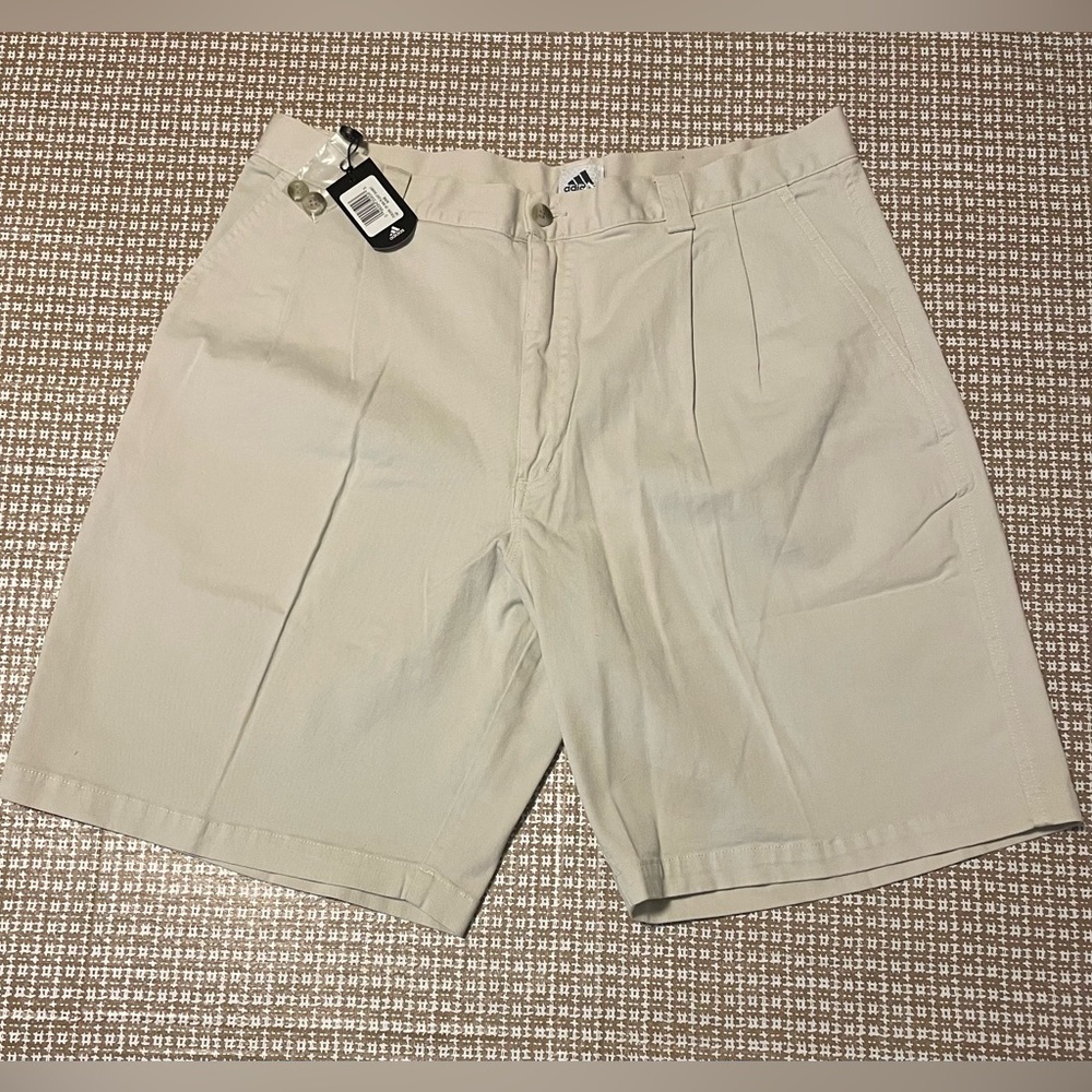 Adidas Pleated Shorts Men’s 36 Bone/ Beige 9 inch inseam Golf Leisure NWT
